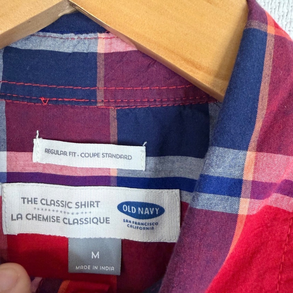 Old Navy Mens Regular Fit Plaid Button Down Shirt Red Navy Blue Medium #1173 - Picture 3 of 7